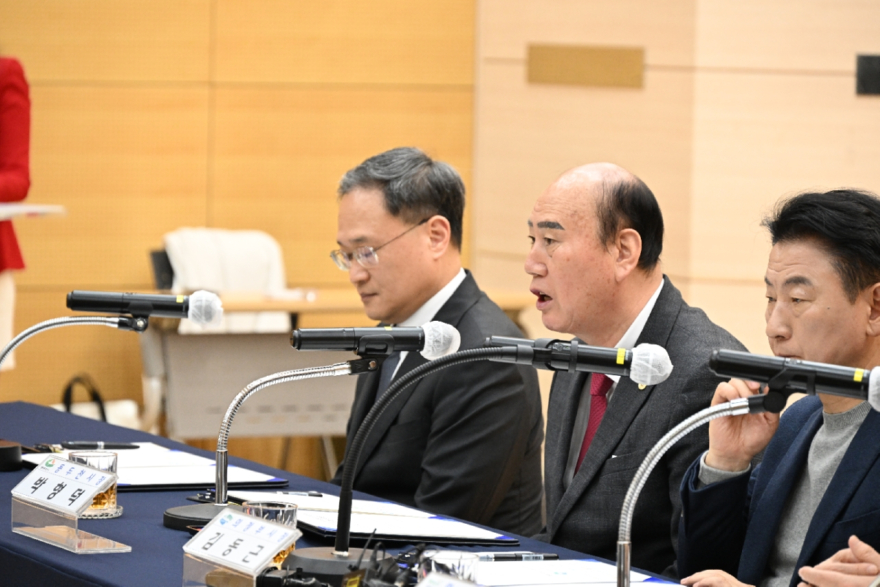 ★동두천시, 경기북부 5개 시·군 공동선언… 경마장 이전·방산클러스터 유치 협력(3).jpg