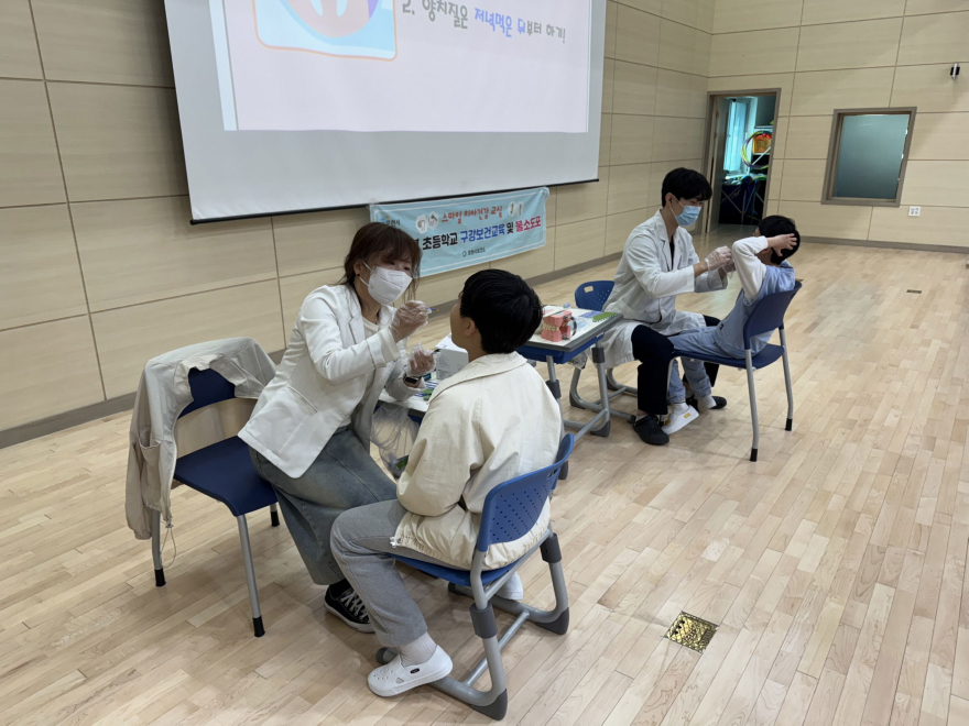4-2 포천시보건소, 관내 22개 초등학교 대상 구강보건교육 및 불소도포 실시2.jpg