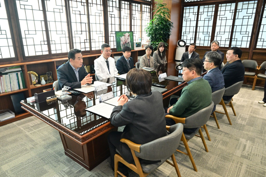 9-1 포천시, 퇴원환자 통합돌봄 연계의뢰 업무협약 체결.jpg