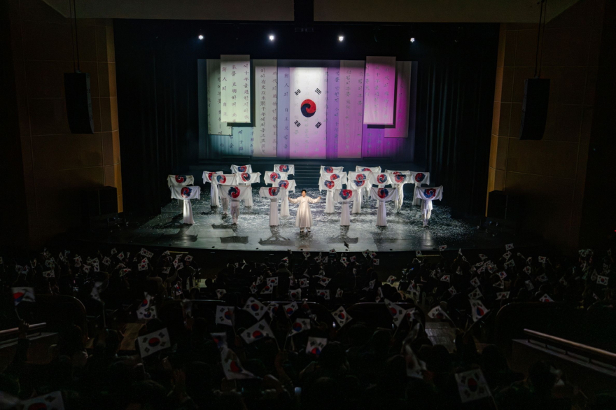 14-1 2026 제23회 포천시립민속예술단 정기공연 ‘꺼지지 않는 불꽃 19190330’ 성료1.jpg