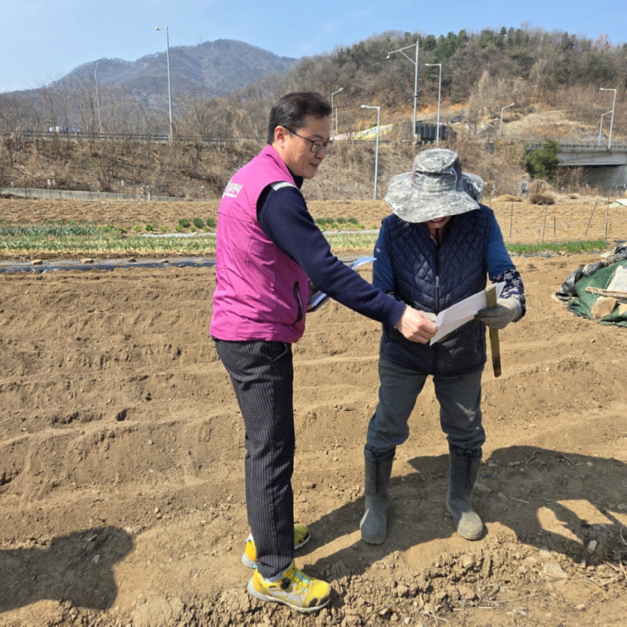 3. 동두천시, 영농부산물 파쇄사업 추진으로 산불 예방 나서(2).jpg
