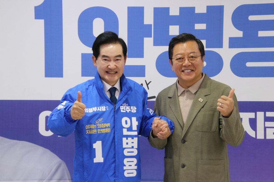[크기변환]이기영 배우와 필승!.jpg