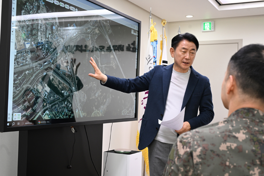 1.도시개발과(의정부시, 예비군 훈련장 이전사업 민‧관‧군 협의체 위촉식 개최)3.JPG