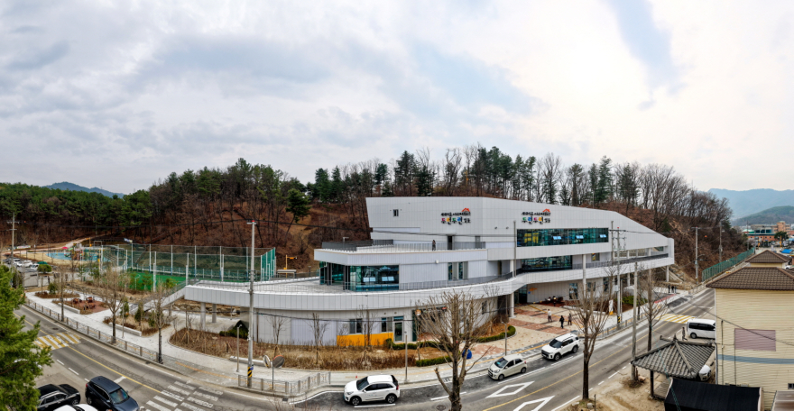 1-4 포천시, 주민들을 위한 복합문화공간 ‘두런두런 일동’ 개관.jpg