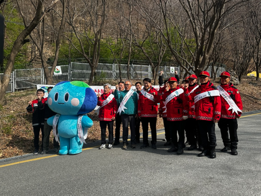 2. 경기도-동두천시, 소요산서 ‘봄철 산불예방 합동 캠페인’ 실시(1).jpg