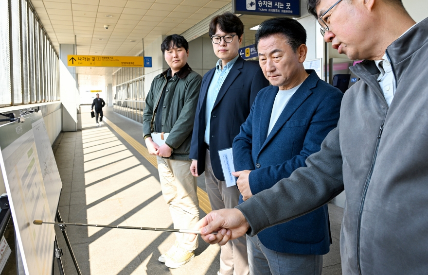 [크기변환]1.기획예산과(GTX+시대+개막…의정부시,+교통을+넘어+도시+구조+재편+추진)2.JPG