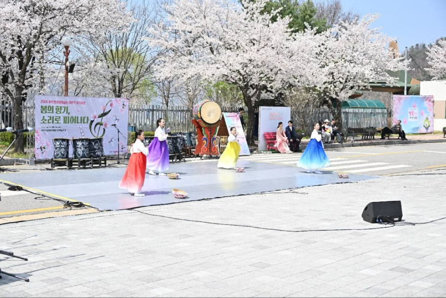 5. 동두천시, ‘자유, 꽃을 피우다’ 자유수호평화공연 성료(2).jpg