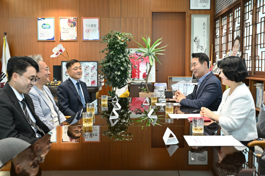1-1 포천시, 특수지상작전연구회(LANDSOC-K)와 업무협약 체결.jpg