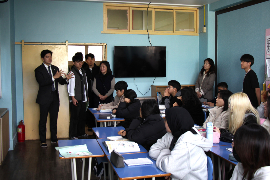 [붙임-1] 이주배경학생 교육 현장 방문.jpg