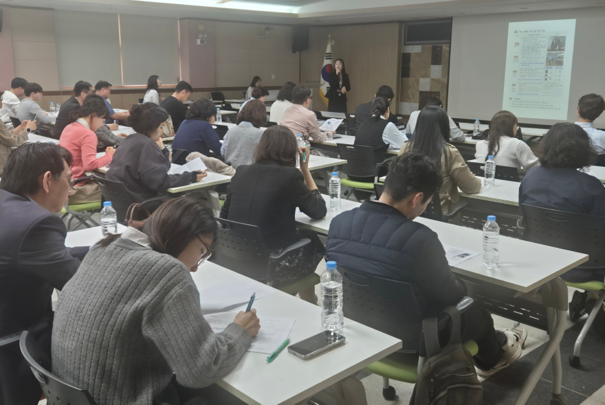 [260428 보도자료] 의정부교육지원청, 편한교복 중심 교복 운영 개선 확산 나서 (사진3).jpg