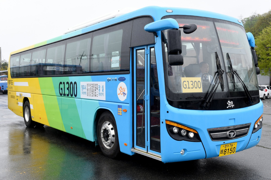 1.G1300번 버스.jpg