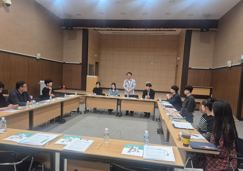 4 포천역사문화관, ‘포천 초등 사회과 지역화 교재 개발위원 협의회’ 협력 운영.jpg