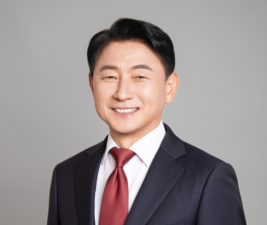 첨부5_김동근 의정부시장 후보 프로필 사진.jpg