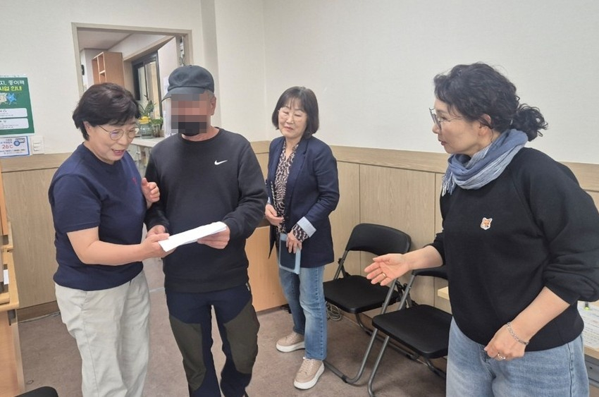 12.송산2동(송산2동+자생단체,+‘고유가+피해지원금’+신청+안내+봉사활동+앞장)2.jpg