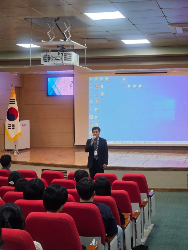 [260514 보도자료] 의정부교육지원청, 2026 의정부 디지털 교육 비전 선포식 개최 (사진3).jpg