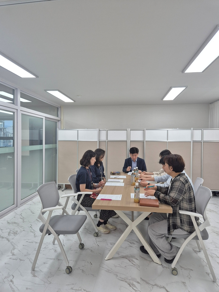 11.감염병관리과(의정부시+보건소,+식중독+예방+강화+위한+유관기관+간담회+개최)2.jpg
