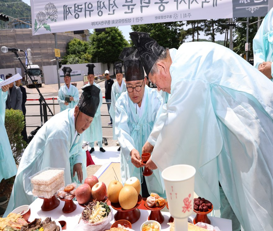 9. 동두천문화원, 독립애국지사 홍덕문 선생 위령제 거행(2).jpg