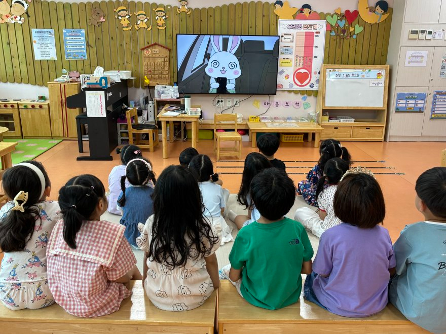 [260520 보도자료] 송양유치원, 지능정보서비스 과의존 예방교육 주간 운영 (사진2).jpg