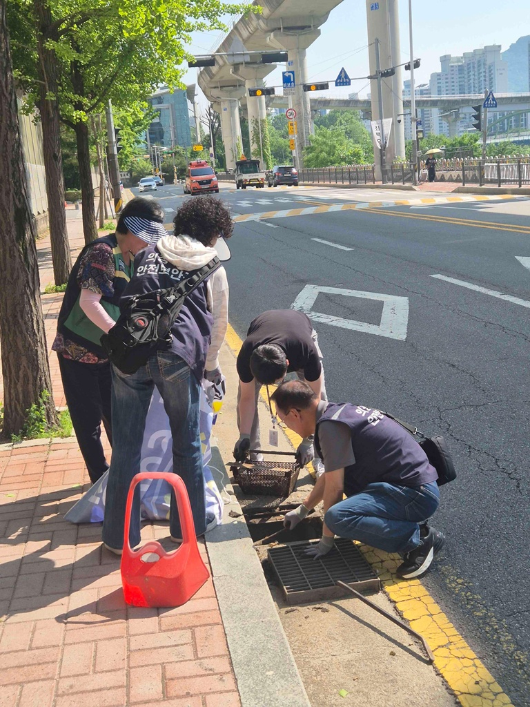 3.시민안전과(의정부시,+5월+안전점검의+날+캠페인+추진)3.jpg
