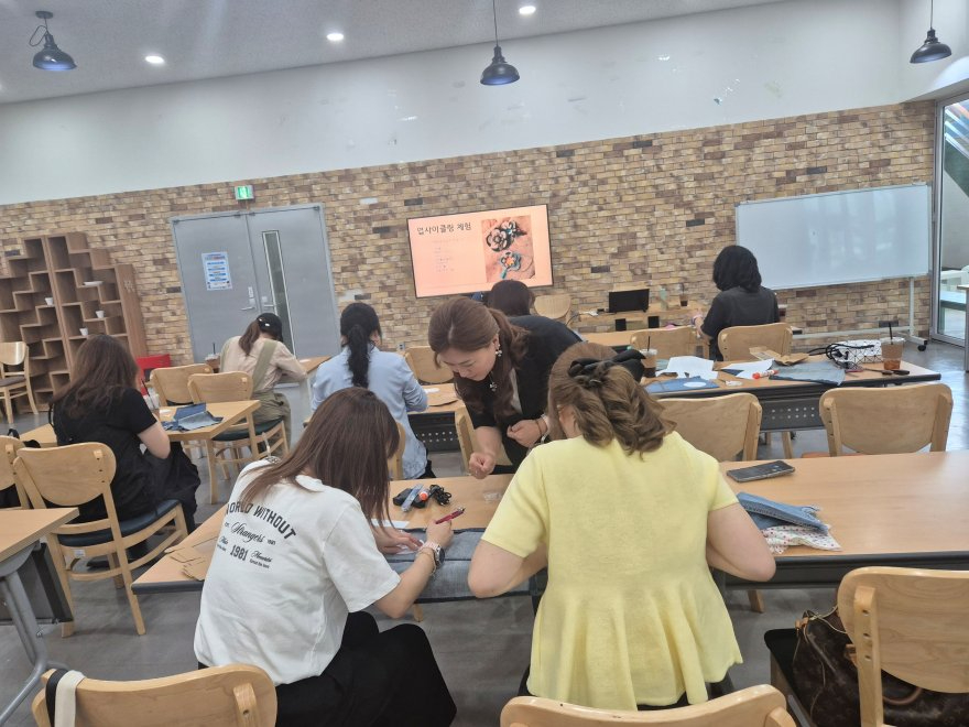 [260604 보도자료] 의정부교육지원청, 2026년 학부모성장 프로젝트, 우리 아이 디지털 디톡스 에코 하모니 운영 (사진1).jpg