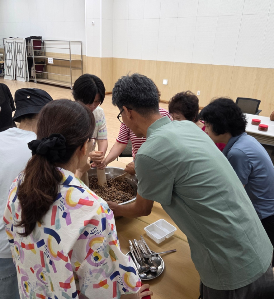 10.흥선동 자치민원과(흥선동 주민자치회, ‘옹기종기 발효이야기’ 운영 시작)2.jpg