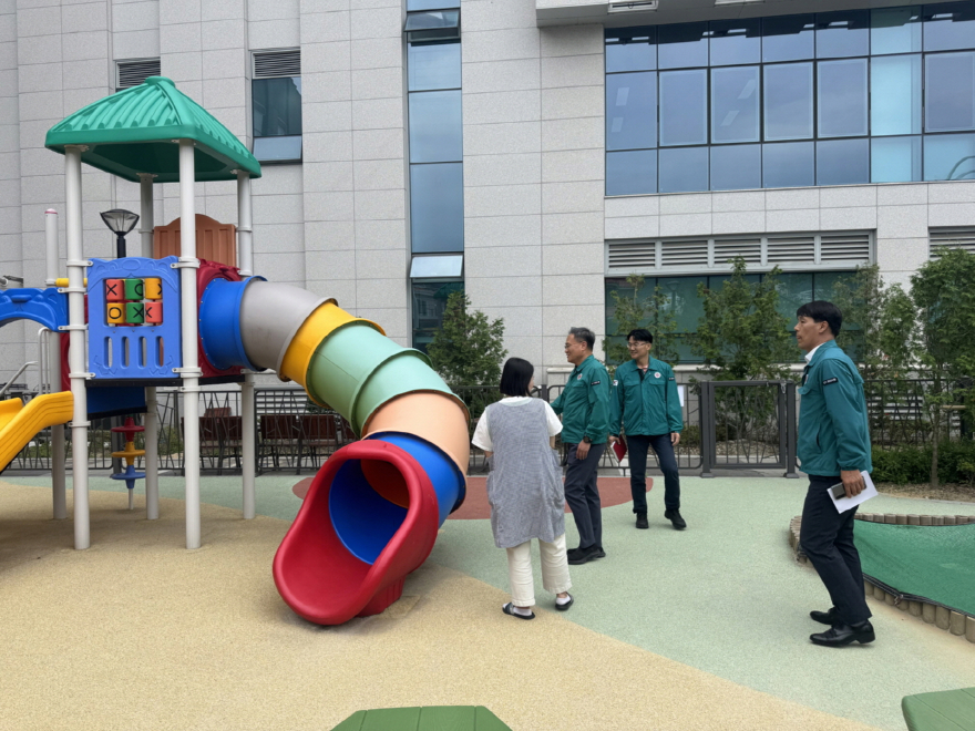 2-2 포천시, 어린이집 대상 '2026년 집중안전점검' 현장점검 실시2.jpg
