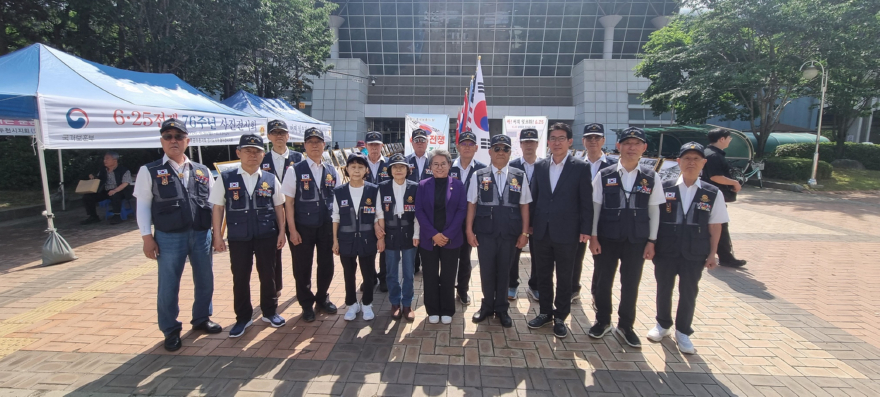 1. 6.25전쟁 제76주년 사진전시회 개최(2).jpg