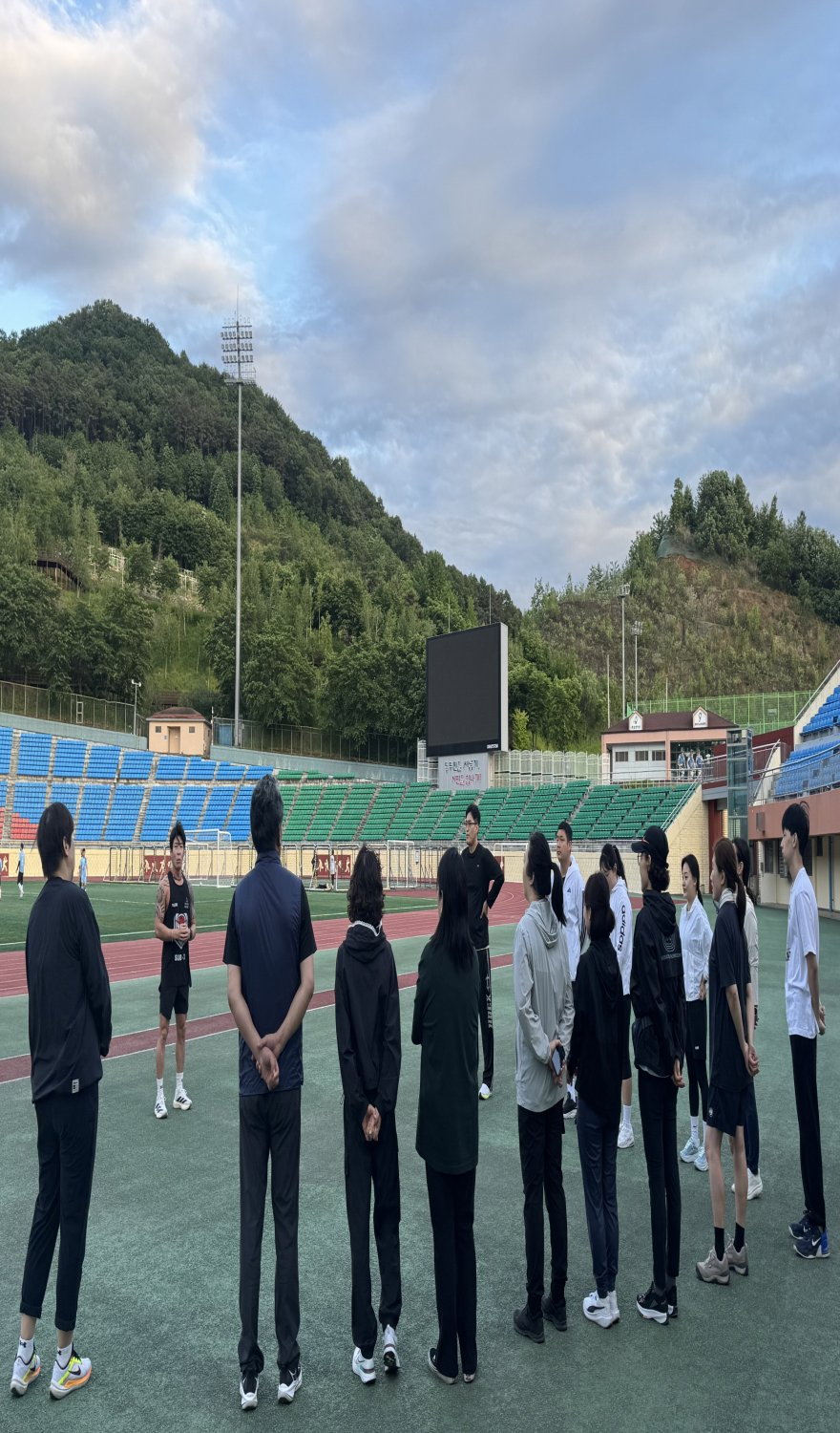 6. 동두천시가족센터 2026년 “1인가구 일일 운동친구(러닝편)” 진행_s.jpg