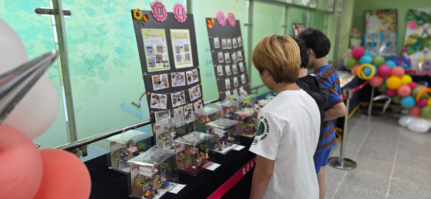 [260615 보도자료] 훈민초등학교, 꿈과 재능 펼치는 방과후·돌봄 프로그램 활동전시회 운영 (사진1).jpg