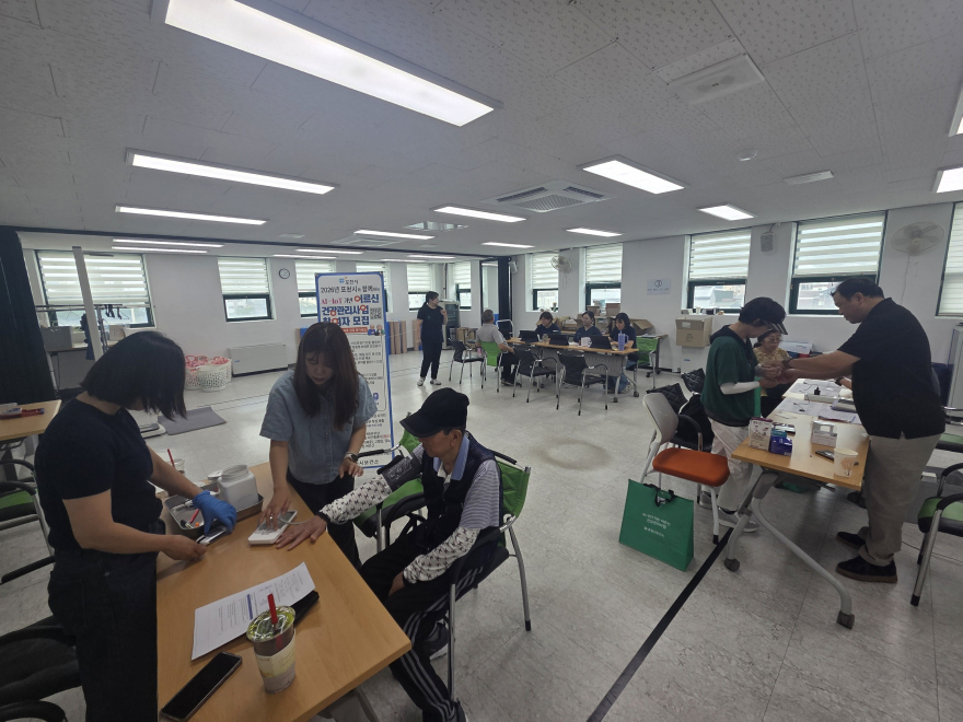 7-1 포천시 인공지능(AI)·사물인터넷(IoT) 기반 어르신 건강관리 서비스 추진.jpg