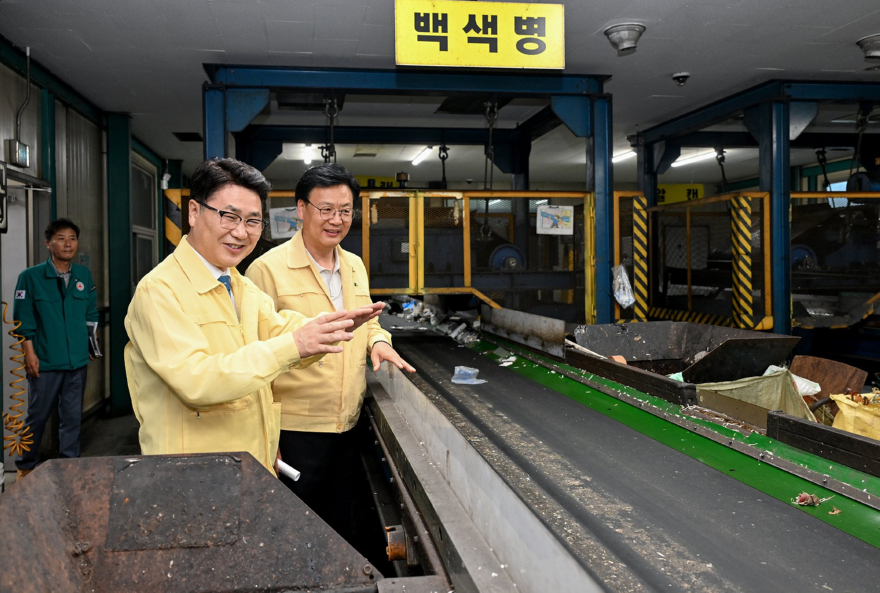 자원순환과(김원기+의정부시장,+자원회수시설+현대화사업+현장+점검)3.JPG