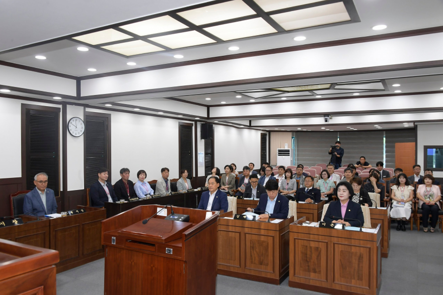 [보도자료사진]동두천시의회, 제347회 임시회 폐회(1).jpg