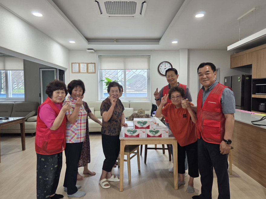 7-2 포천동 지역사회보장협의체, _온(溫)마을 떡나눔 사업_ 실시2.jpg