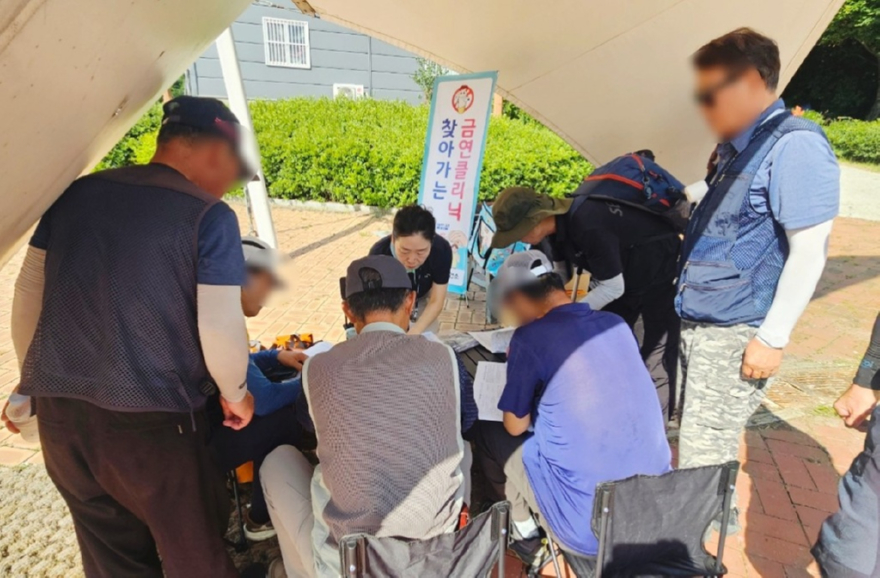 4.보건정책과(의정부시+보건소,+직동근린공원에서+찾아가는+건강캠페인+운영)1.jpg