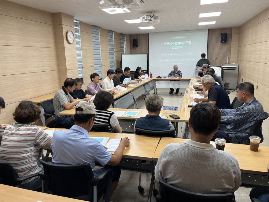 12 흙 없이 틔우는 포천 농업의 푸른 미래.jpg