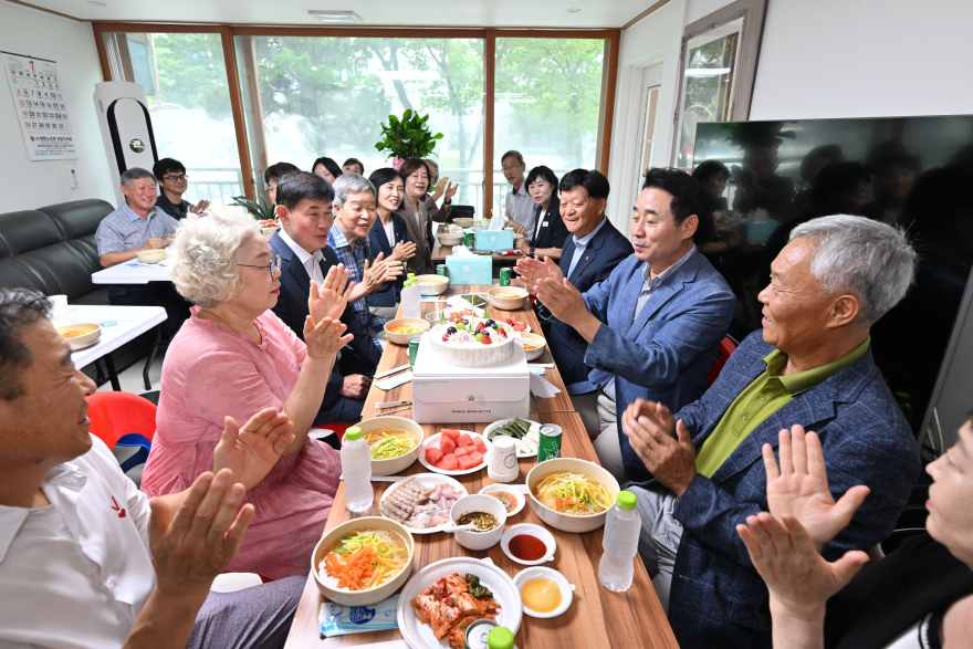 3-2 포천시  소흘읍 대방1차아파트 경로당 개소식 개최.jpg