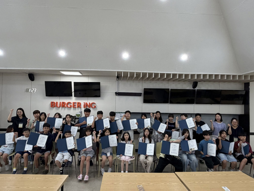 8 포천시청소년재단 차의과학대학교 라이즈(RISE)사업단과 '2026 청소년 원어민 영어캠프' 마무리.jpg