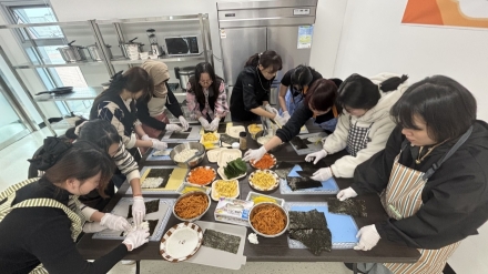 포천시, ‘식탁 위 작은 통합’… 외국인 주민 대상 K-FOOD 요리교실 개강