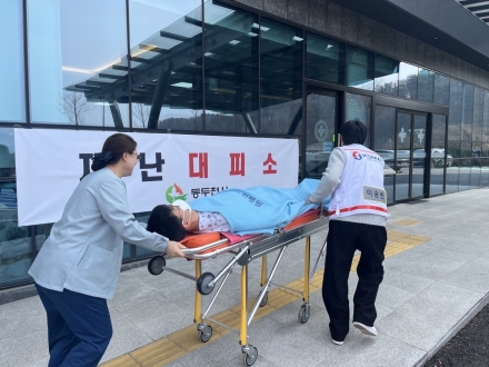 동두천시, '산불 사각지대' 요양병원 합동 대피 훈련… 골든타임 확보 총력