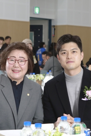 김용태 의원 “메트로포천, 시민 목소리 모으는 소통의 구심점 되어달라” 창간 축사