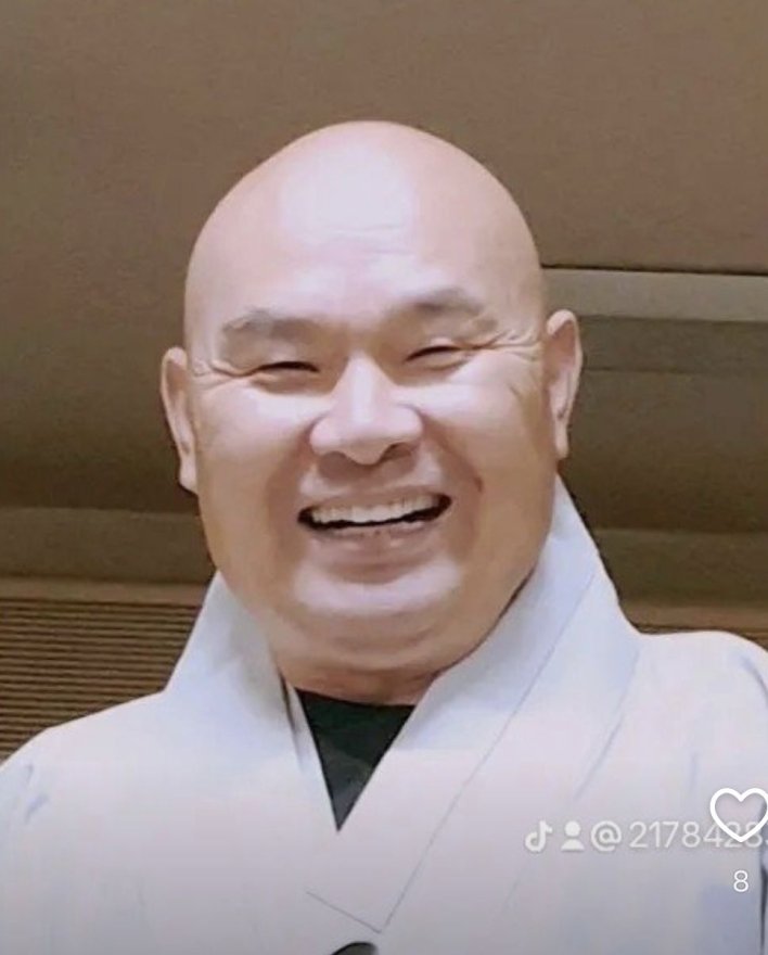 "작은 선행이 모여 큰 행복의 강물 이룬다"
