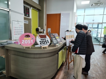 포천시 이동갈비거리, 지역 특색 담은 ‘자율형 건물번호판’ 설치 완료