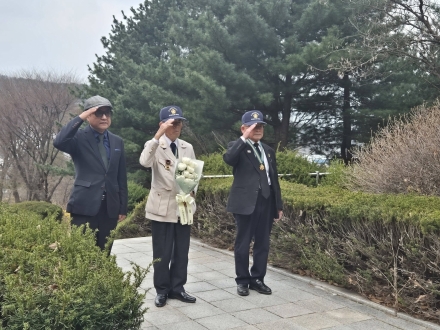 포천시 6·25 참전유공자회·자유총연맹, 현충시설 4곳 순례 참배