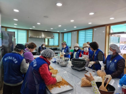 바르게살기운동 창수면위원회, ‘정(情) 담은 오란다’ 나눔으로 이웃사랑 실천
