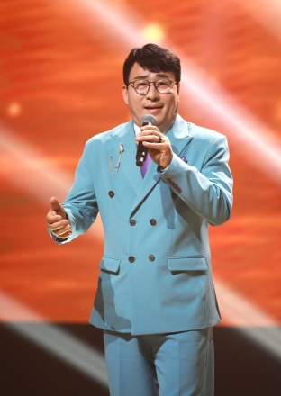 늦깎이 가수의 열정, 포천을 노래하다. 가수 김태범의 ‘제2의 인생’