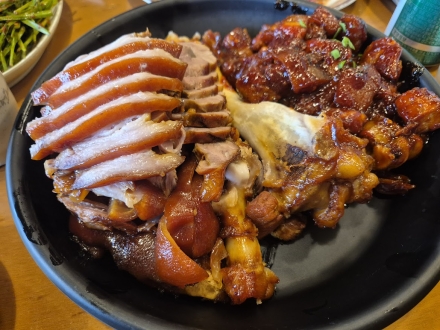 [맛집] ‘즉석에서 따뜻하게’... 포천동 ‘가장맛있는족발’, 정성과 맛으로 시민 입맛 사로잡아