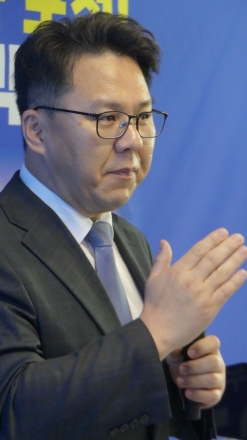 “지난 4년 포천은 제자리걸음” 김용호 변호사, 박윤국 캠프 합류해 ‘인물론’ 강조
