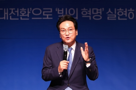 안민석 경기교육감 후보 측, ‘바른 자세 종합대책’ 발표… AI 진단·바우처 지원 골자