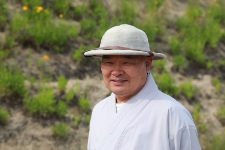 내 안의 고요함 넘어 ‘세상과 함께하는 기쁨’…법운스님이 전하는 시민보살의 길