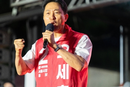 오세훈 "종로에서 승리 바람 일으킬 것"... 청계광장서 첫 합동유세